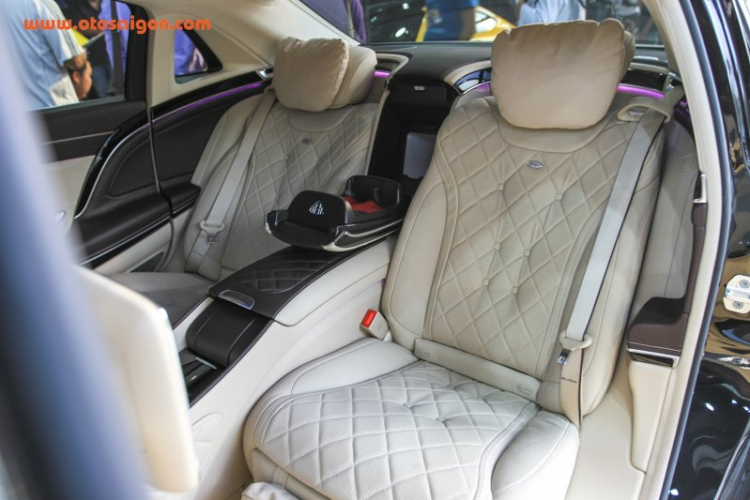 Mercedes bán được hơn 15.000 xe Maybach S-Class