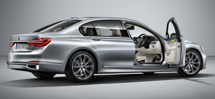 BMW 740Li phiên bản cá nhân hóa đậm chất Nam Phi