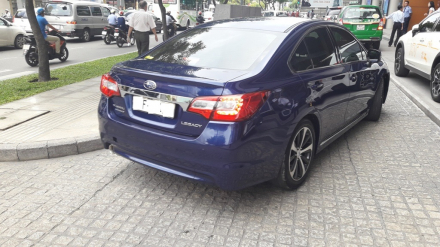 subaru legacy3.jpg