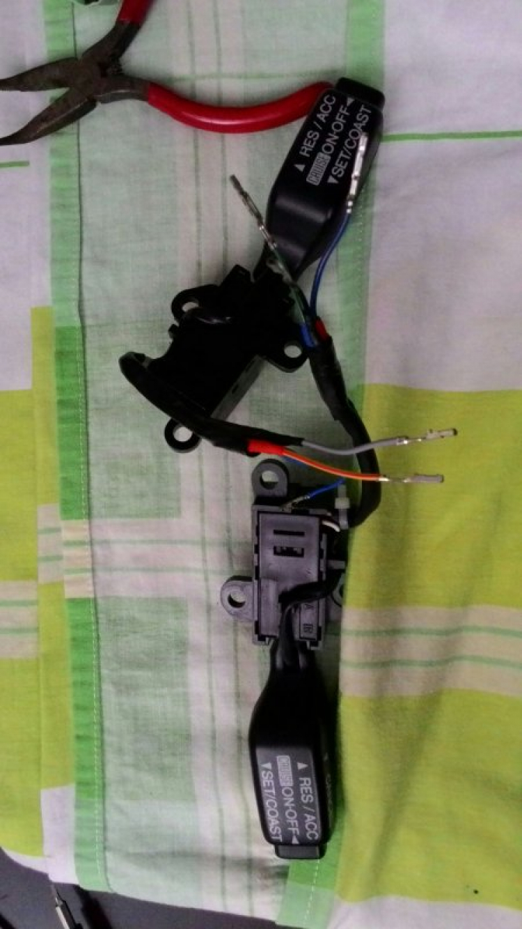 DIY cruise control cho Escape (ko cần active bằng phần mềm Ford IDS) DIY cruise control cho Escape (ko cần active bằng phần mềm Ford IDS)