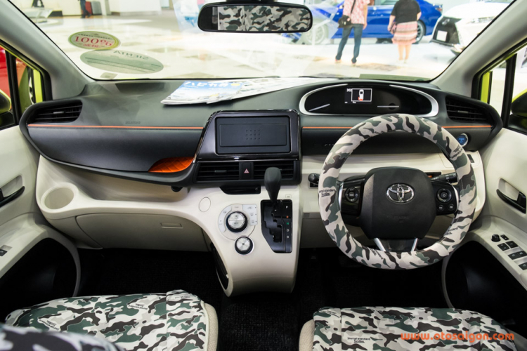 Bất ngờ với Toyota Sienta: rộng hơn tưởng tượng