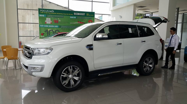 Phân vân mua xe 5+2 trong khoảng trên dưới 1.5 tỷ Phân vân mua xe 5+2 trong khoảng trên dưới 1.5 tỷ