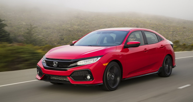 Civic Hatchback 2017 có giá từ 17.900 USD tại Mỹ