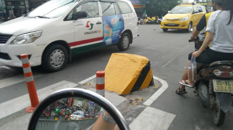 Các ụ bê tông nay đã có "áo mới"