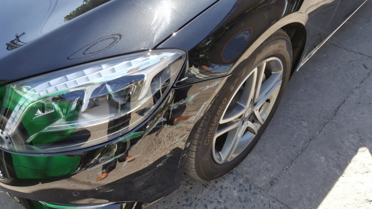 Nhờ mọi người chỉ giáo về tai nạn của con vợ 2 (Kia Cerato) Nhờ mọi người chỉ giáo về tai nạn của con vợ 2 (Kia Cerato)