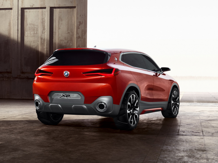 [PMS 2016] BMW trình làng xe Concept X2