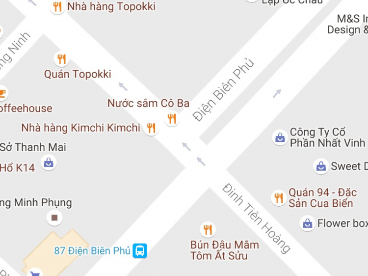 Thế này thì có gọi là vượt trong giao lộ không? Thế này thì có gọi là vượt trong giao lộ không?