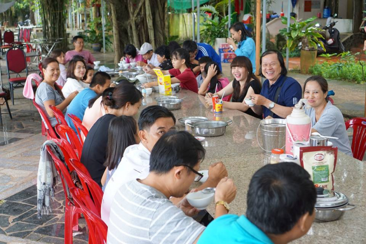 What's Ngạc Nhiên Chưa... Ngắm trăng khuyết ở đảo Ó...! :v