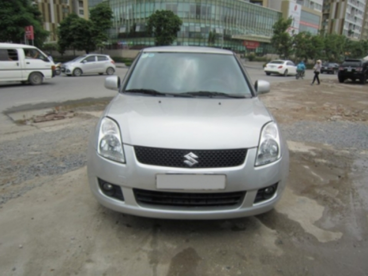 Gia đình có nhu cầu bán xe Suzuki Swift - giá 425 triệu tại Hà Nội