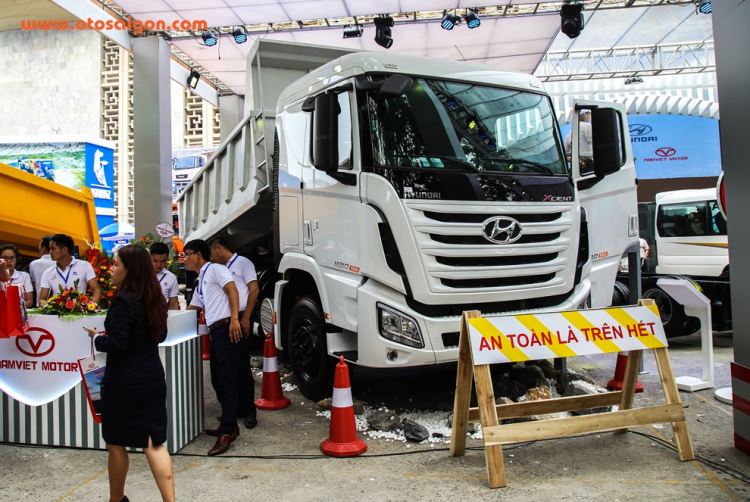[VMS 2016] Triển lãm Vietnam Motor Show 2016 khai mạc với nhiều mẫu xe mới hấp dẫn
