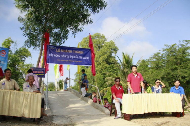 Hình ảnh lễ khánh thành cầu từ thiện của FFC tại Kiên Lương