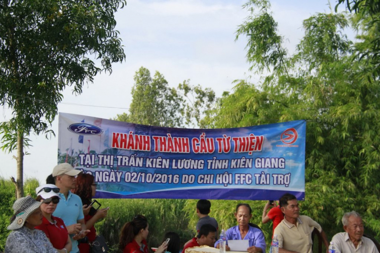 Hình ảnh lễ khánh thành cầu từ thiện của FFC tại Kiên Lương