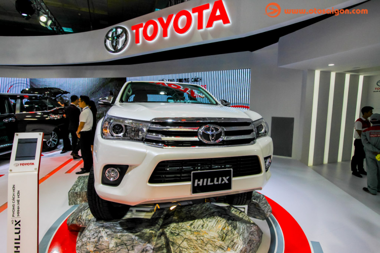 [VMS2016] Toyota Việt Nam nâng cấp Hilux với động cơ 2.8 mới, hộp số 6 cấp