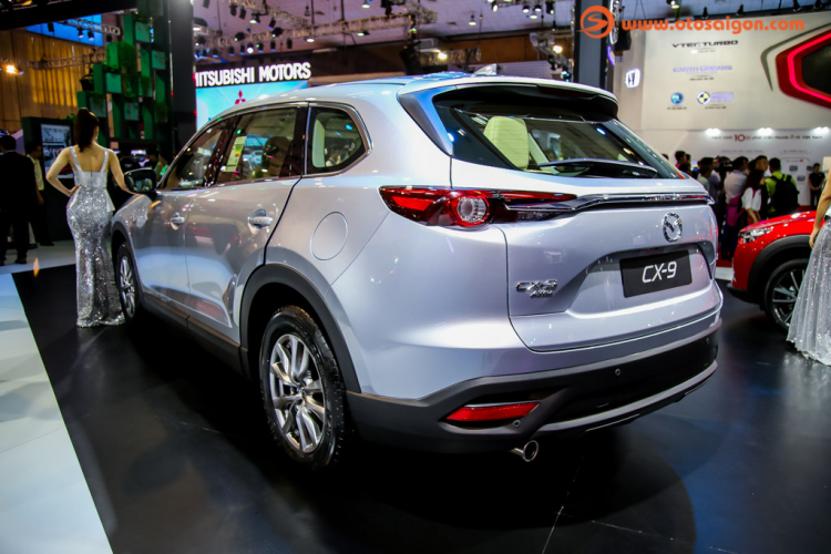 [VMS 2016] Mazda CX-9 hút khách, nhưng chưa bán ở Việt Nam