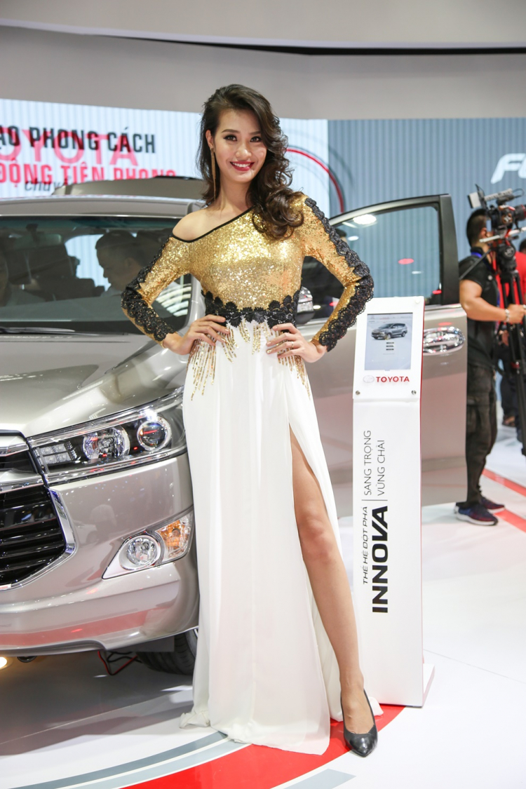 [VMS 2016] Người đẹp tại triển lãm Vietnam Motor Show 2016