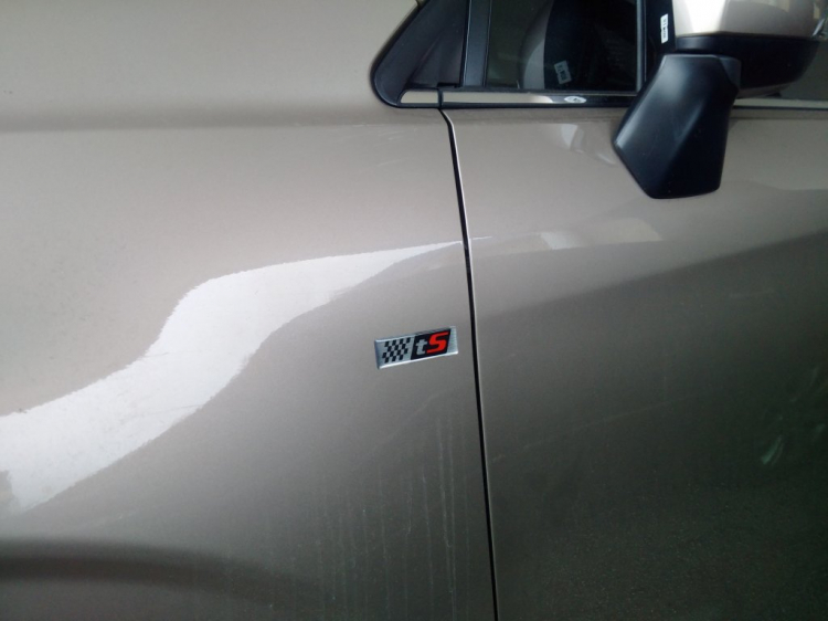 Subaru Forester phiên bản tS - phong cách STI cho thị trường Úc Subaru Forester phiên bản tS - phong cách STI cho thị trường Úc