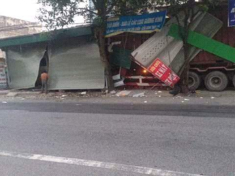 Bãi giữ xe Cont kiểu mới!