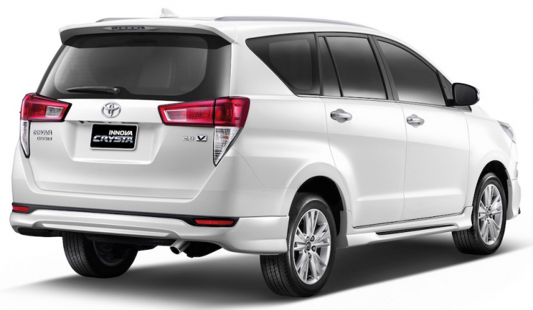 Toyota Innova thêm bản cao cấp Crysta tại Thái Lan