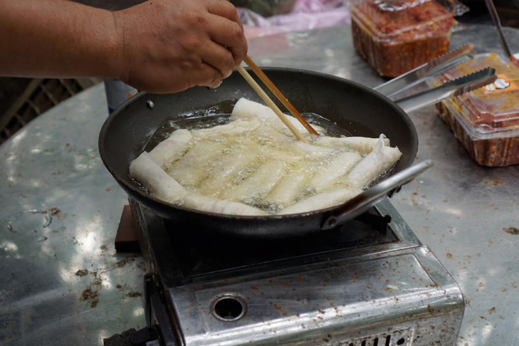 What's Ngạc Nhiên Chưa... Ngắm trăng khuyết ở đảo Ó...! :v