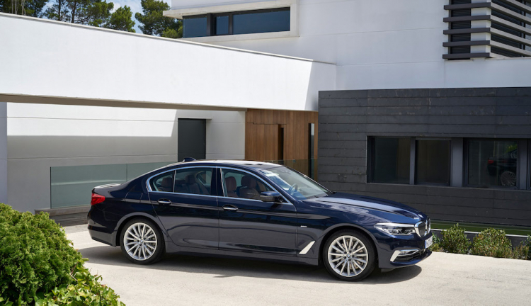 BMW 5-Series thế hệ mới chào thế giới !