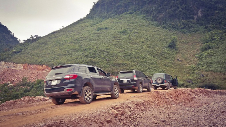 Chọn Fortuner 2016 hay Pajero Sport 2016 đây các bác? Chọn Fortuner 2016 hay Pajero Sport 2016 đây các bác?