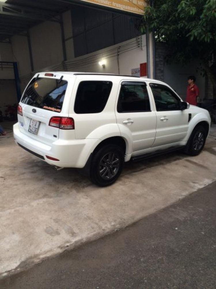 Escape XLS 2013, ODO: 28.700km (Full Opts)