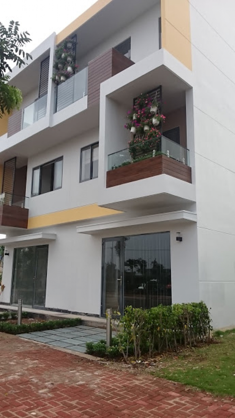 Hưng Phú 1-2 và River Park (River Terrace cũ), Phước Long B, Quận 9 Hưng Phú 1-2 và River Park (River Terrace cũ), Phước Long B, Quận 9