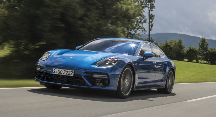 Porsche Panamera Turbo 2017 sẽ có mặt tại Việt Nam trong tuần sau