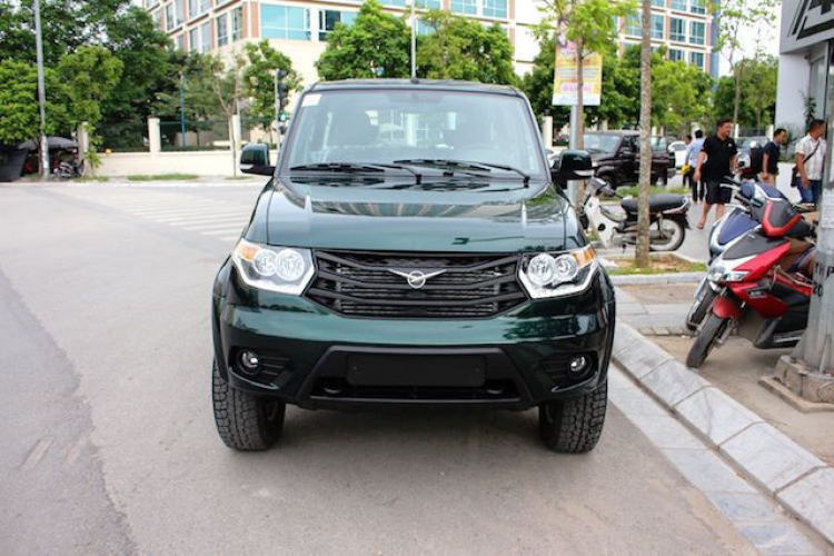 UAZ 800tr có rẻ không và có đậu sai luật?