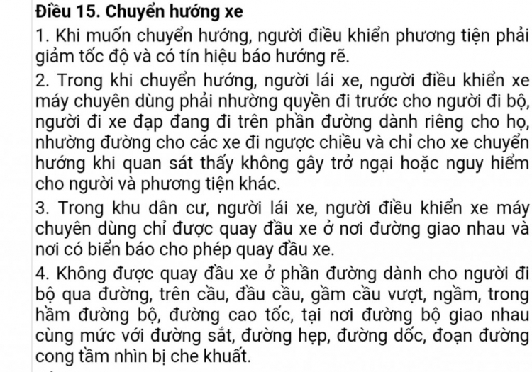 quay đầu tại ngã tư khi đèn xanh bị chửi???