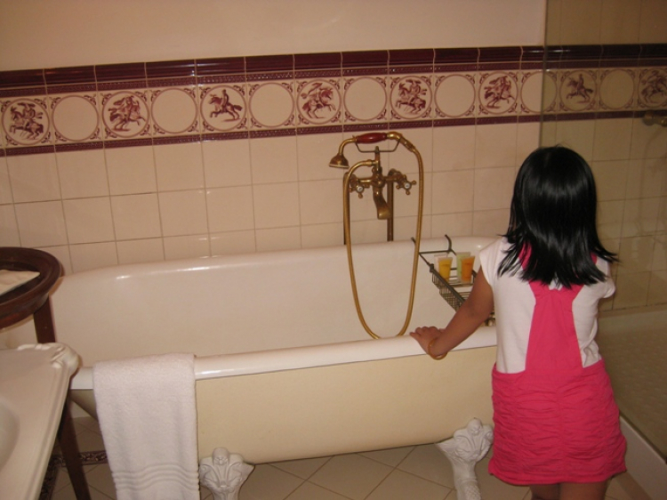 Khách sạn DuParc Dalat có ổn không các bác?