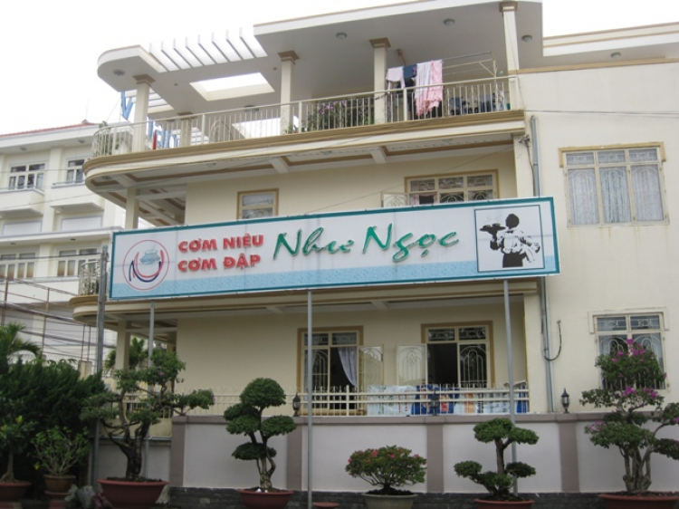 Khách sạn DuParc Dalat có ổn không các bác?