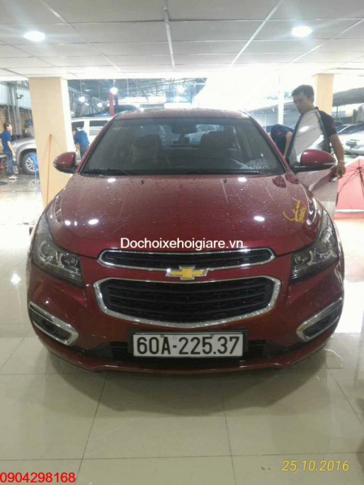 Tập hợp đồ da thật cho xe hơi. Bọc vô lăng, cần số, phanh tay. Cài đĩa, khăn lau, bao da chìa khóa Tập hợp đồ da thật cho xe hơi. Bọc vô lăng, cần số, phanh tay. Cài đĩa, khăn lau, bao da chìa khóa