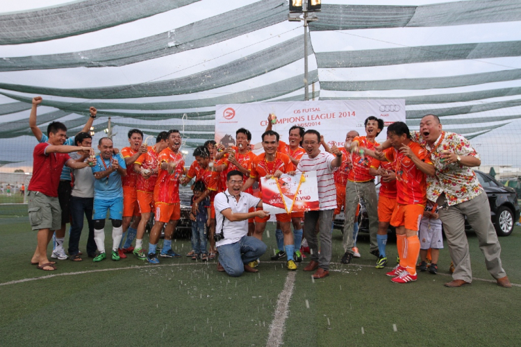 Chúc mừng chi hội SFC vô địch giải OS Futsal Champions League 2014