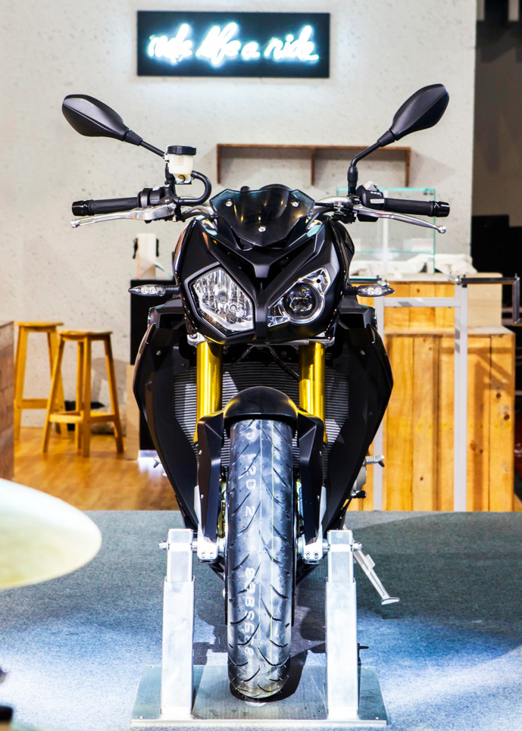 [VIMS 2016] Một BMW Motorrad "khác biệt" tại triển lãm
