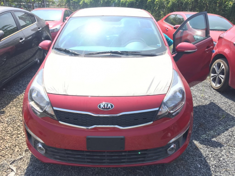 Kia Rio Sedan 2016 ngày về...