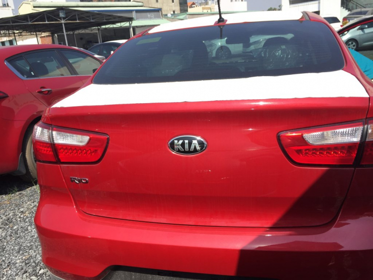 Kia Rio Sedan 2016 ngày về...