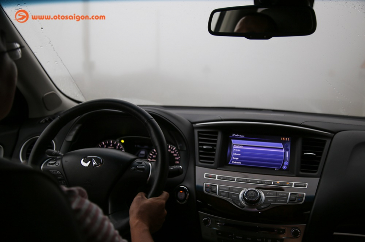 Đánh giá Infiniti QX60 2016: chiếc Crossover dung hòa giữa thiết kế và cảm giác lái Đánh giá Infiniti QX60 2016: chiếc Crossover dung hòa giữa thiết kế và cảm giác lái