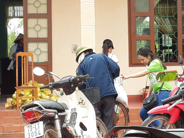 Em cần xe đi làm từ thiện ! Em cần xe đi làm từ thiện !