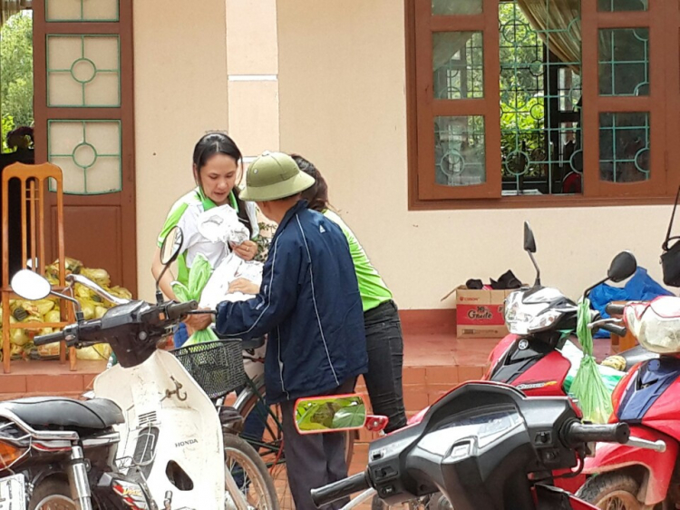 Em cần xe đi làm từ thiện ! Em cần xe đi làm từ thiện !