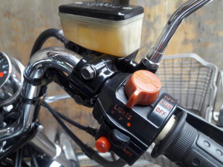 THành lập Hội những người mê và chơi xe Motor Honda LA 250cc THành lập Hội những người mê và chơi xe Motor Honda LA 250cc