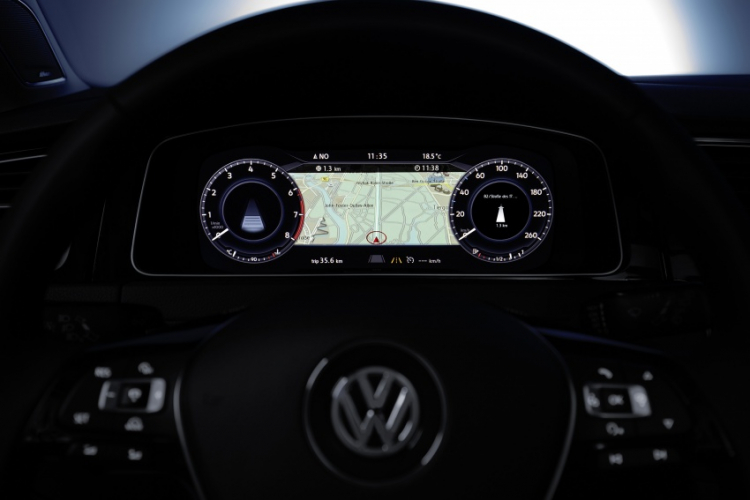 Volkswagen Golf facelift làm mới hoàn toàn