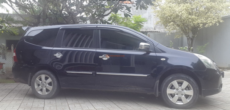 Tìm ace chơi xe Nissan Grand Livina Tìm ace chơi xe Nissan Grand Livina