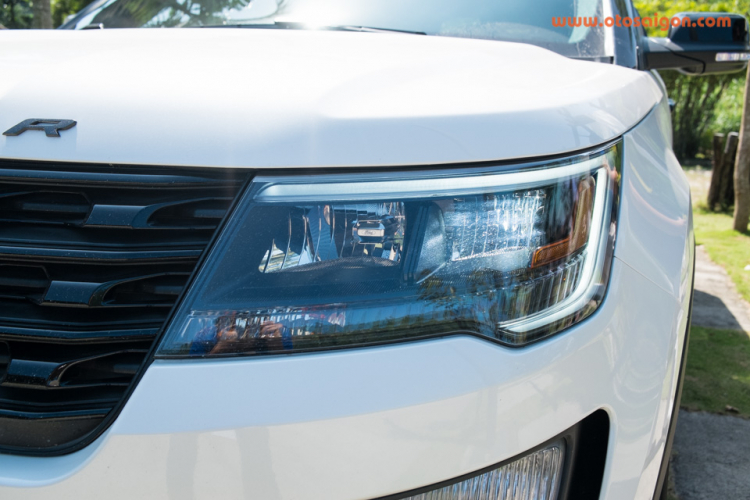 Ký sự Ford SUV ngày 1: Trải nghiệm Explorer Ecoboost 3.5 Ký sự Ford SUV ngày 1: Trải nghiệm Explorer Ecoboost 3.5