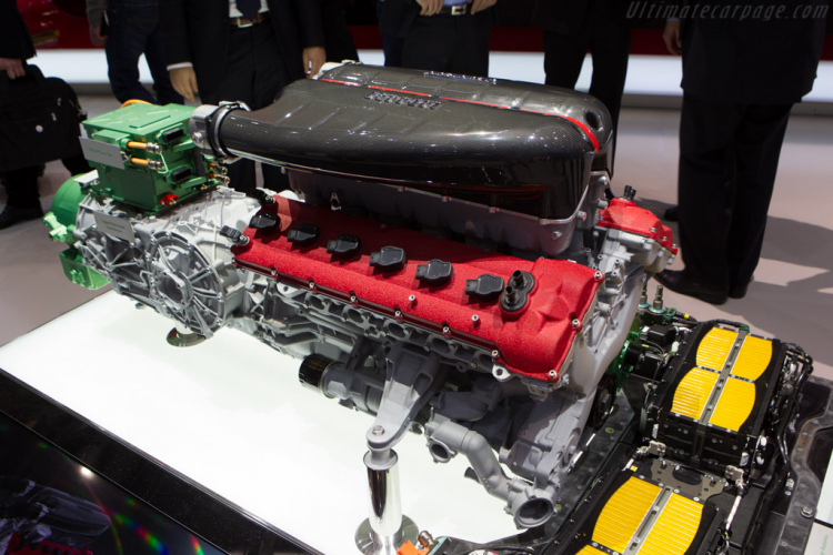 Ferrari sẽ sử dụng hệ truyền động Hybrid cho những siêu xe của mình