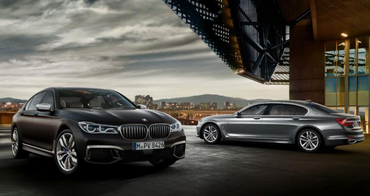 BMW M760Li xDrive 2017 có giá 419.900$ tại Úc