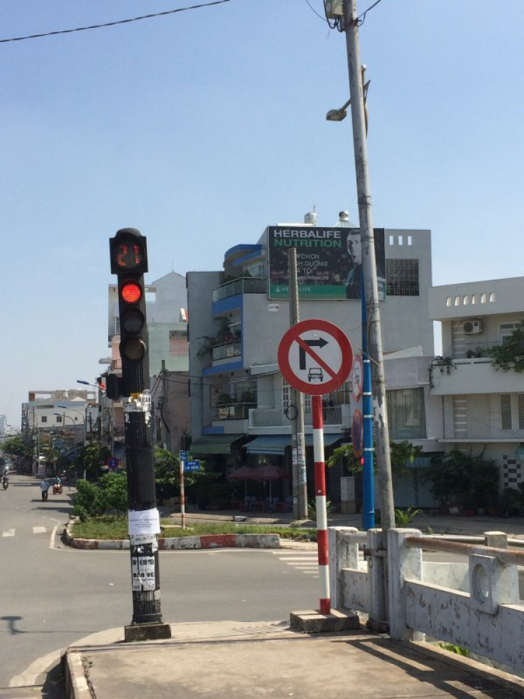 Cấm xe ô tô một chiều đường Lò Gốm từ cầu Phạm Văn Chí ra Võ Văn Kiệt Cấm xe ô tô một chiều đường Lò Gốm từ cầu Phạm Văn Chí ra Võ Văn Kiệt