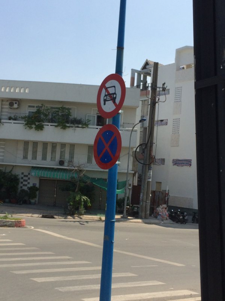 Cấm xe ô tô một chiều đường Lò Gốm từ cầu Phạm Văn Chí ra Võ Văn Kiệt Cấm xe ô tô một chiều đường Lò Gốm từ cầu Phạm Văn Chí ra Võ Văn Kiệt