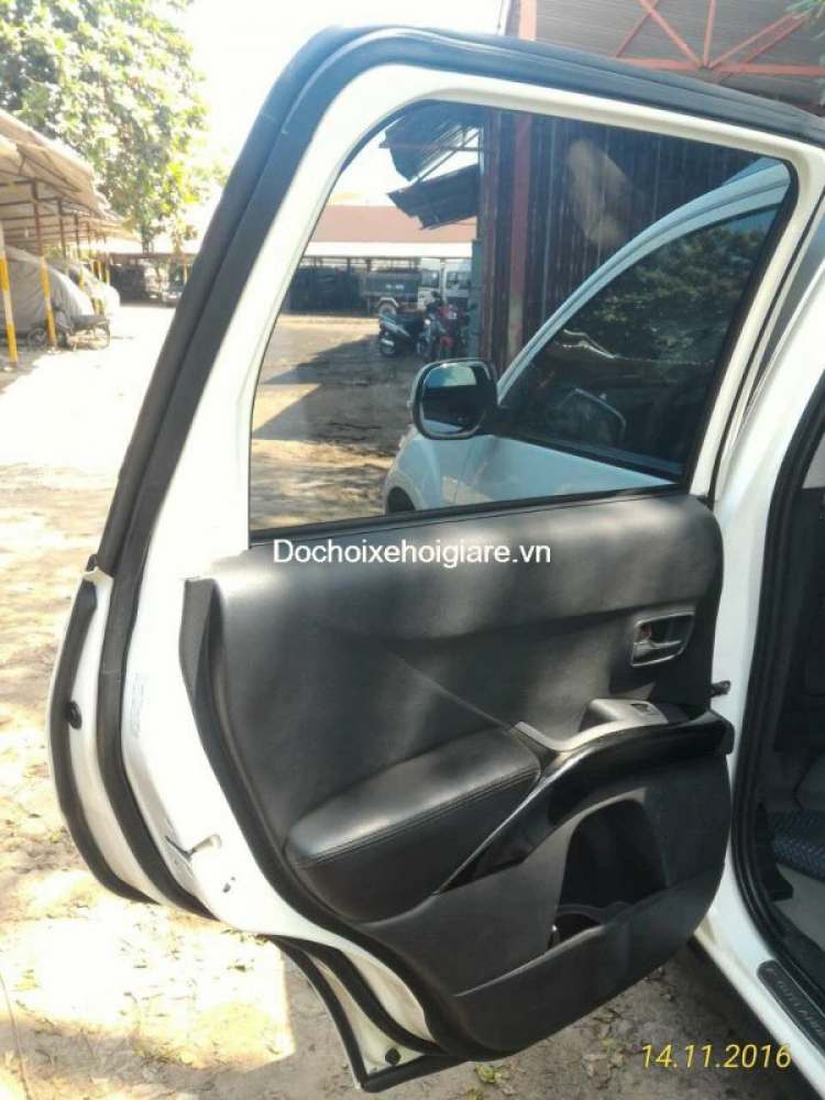Chống ồn cho xe. Cách âm nóc, Cách âm cánh, Cách âm sàn, Cách âm hốc lốp, Cách âm nắp Capo, Sơn gầm Chống ồn cho xe. Cách âm nóc, Cách âm cánh, Cách âm sàn, Cách âm hốc lốp, Cách âm nắp Capo, Sơn gầm