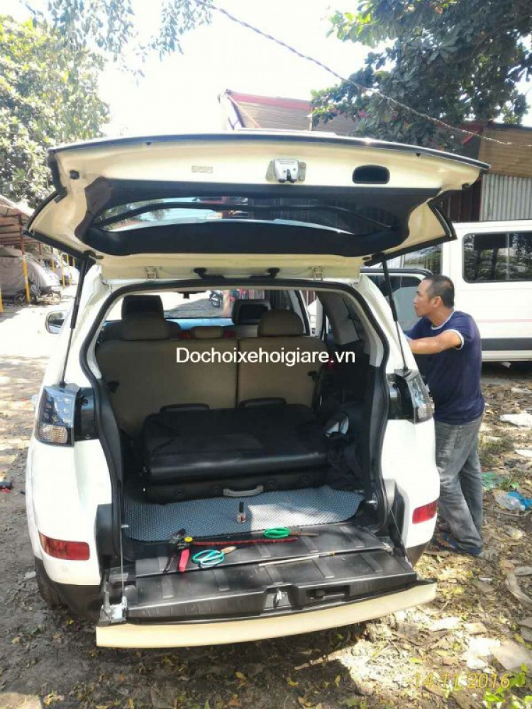 Chống ồn cho xe. Cách âm nóc, Cách âm cánh, Cách âm sàn, Cách âm hốc lốp, Cách âm nắp Capo, Sơn gầm Chống ồn cho xe. Cách âm nóc, Cách âm cánh, Cách âm sàn, Cách âm hốc lốp, Cách âm nắp Capo, Sơn gầm